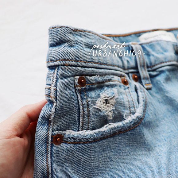 ABERCROMBIE High Rise Mom Jean Light Ripped 28 - Picture 11 of 15